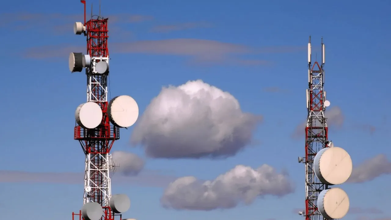 IT Telecommunications - Image 1